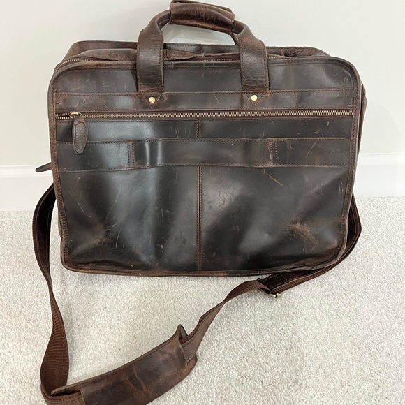 NWOT Brown Leather Briefcase with Pockets and Detachable Crossbody Strap - Picture 3 of 4